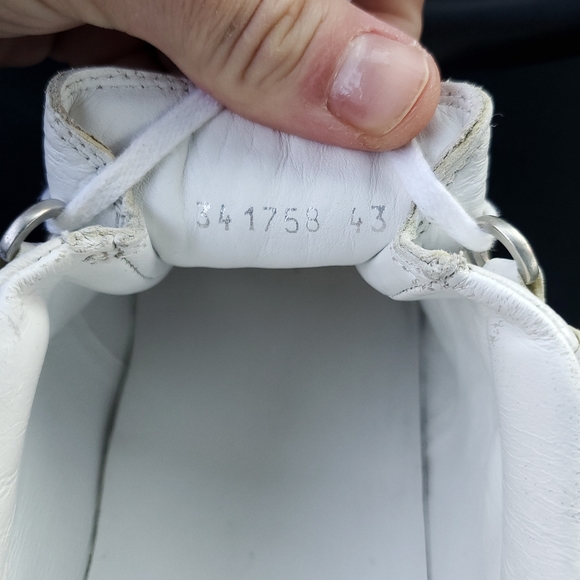 *SOLD* Balenciaga Arena Low in White Crinkle Leather Sz 44. - Picture 9 of 9